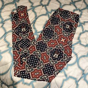Lularoe Disney OS leggings